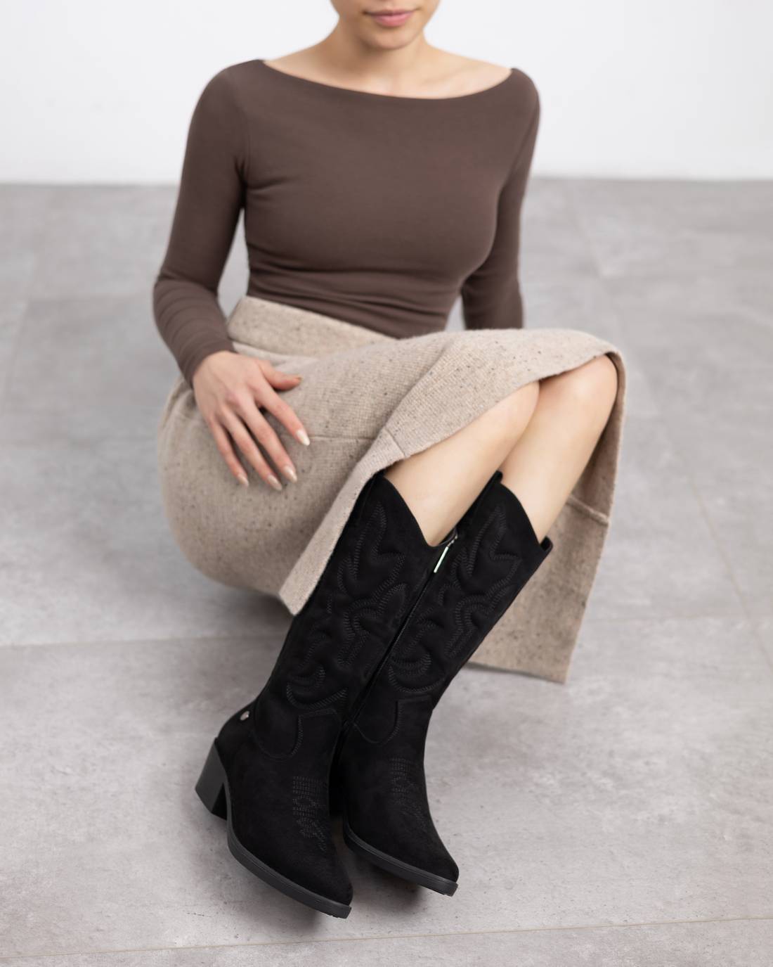 Bota de mujer con tacón Refresh 17308501 - Imagen 3